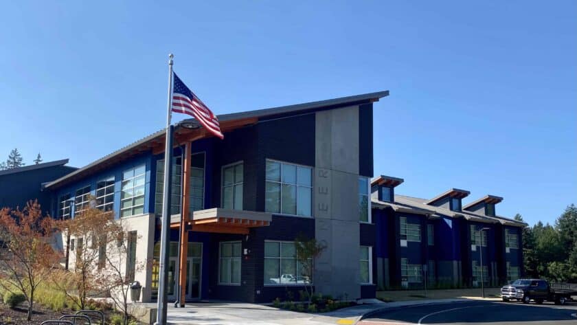 exterior of pioneer elementary school in gig harbor