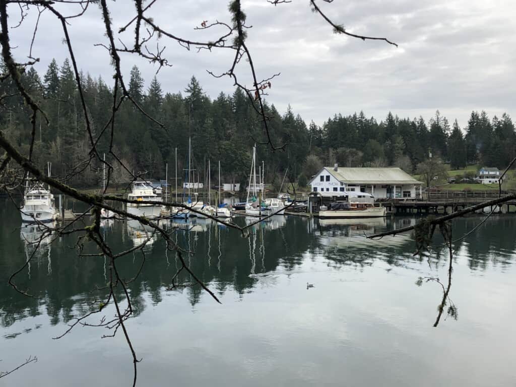 lakebay marina