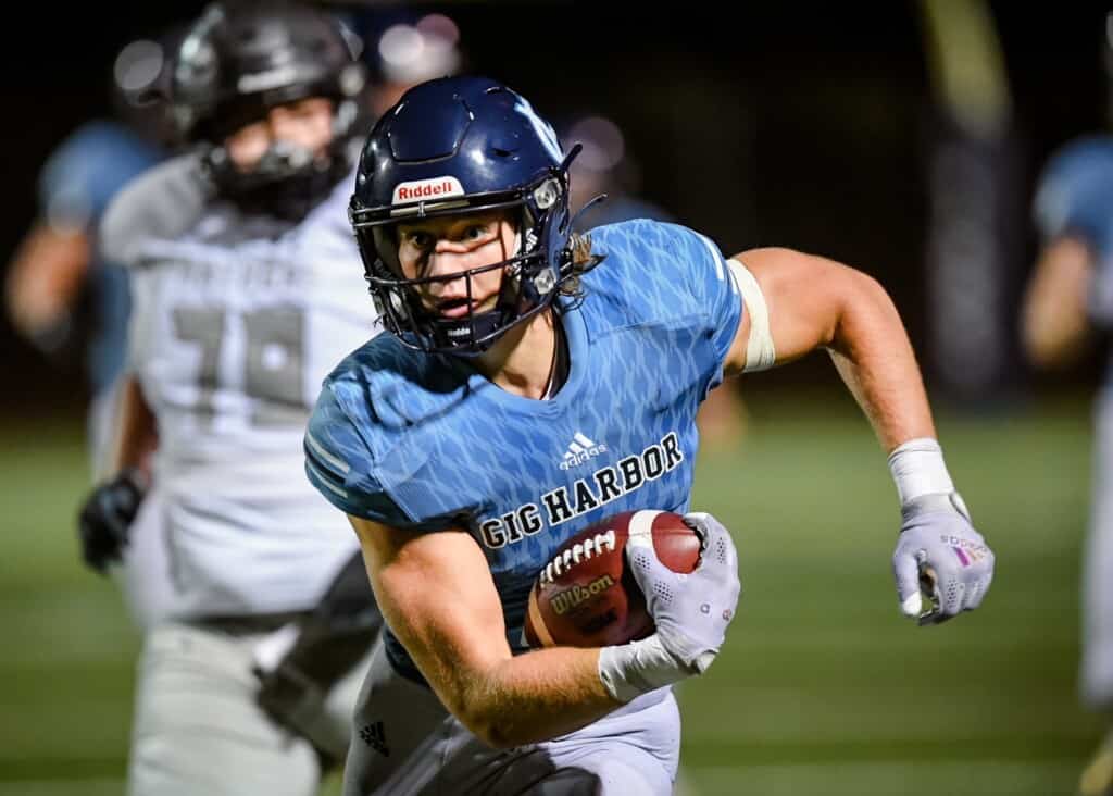 Hunter Cedarland played both linebacker and wide receiver for the Tides.