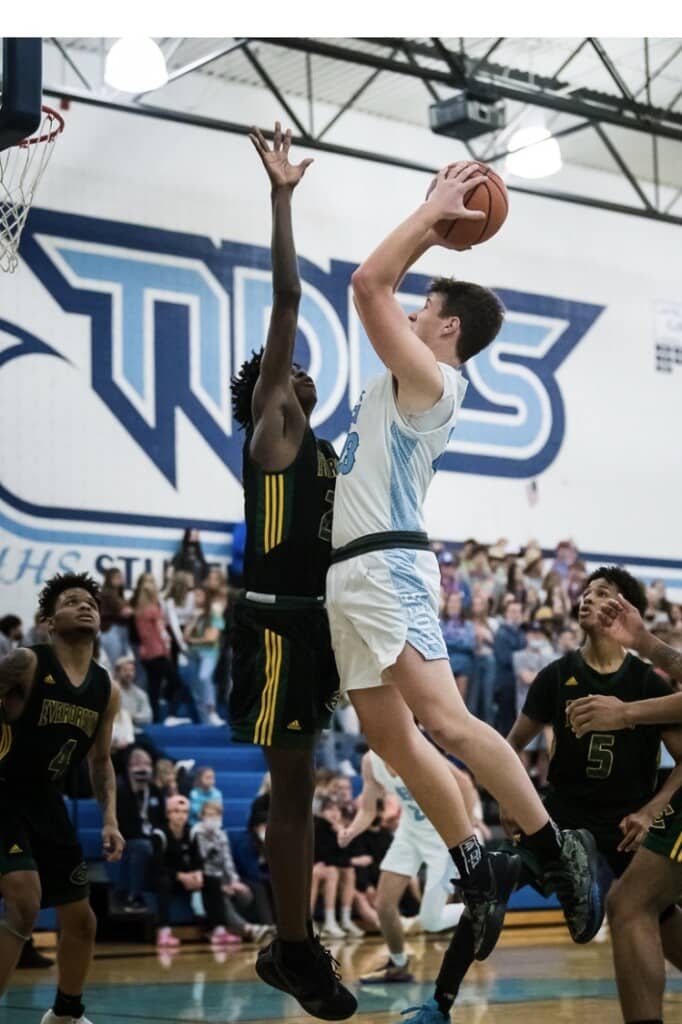 Luke Browne scoring in the paint for two of his 20 points.