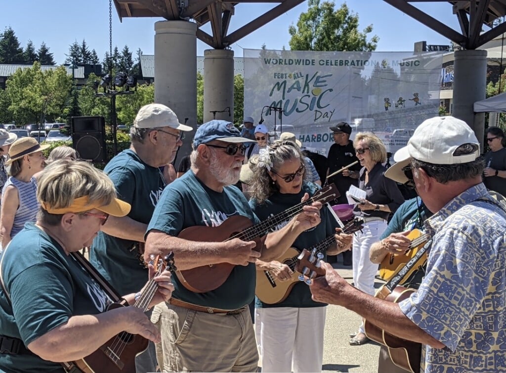 The Harbor Ukelele Group performed at the June 2021 Make Music Day in Uptown