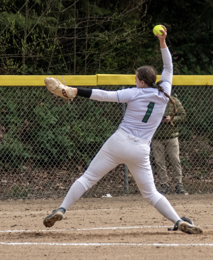 Alli Kimball was throwing fastballs to home plate as she held Gig Harbor scoreless in a 6-0 victory on Wednesday.