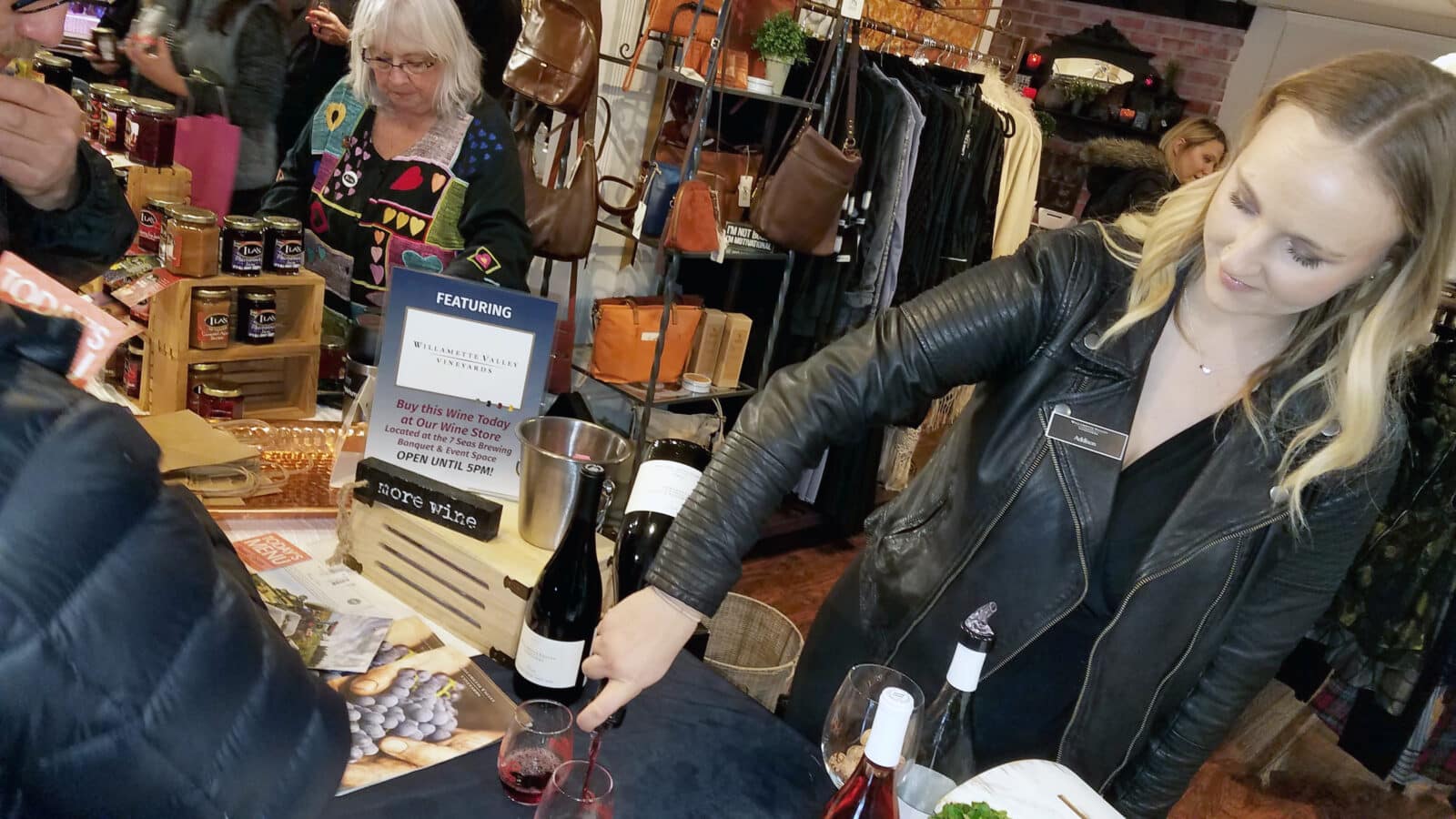 'Winterish' Sip & Stroll returns to Harbor for first time since 2020