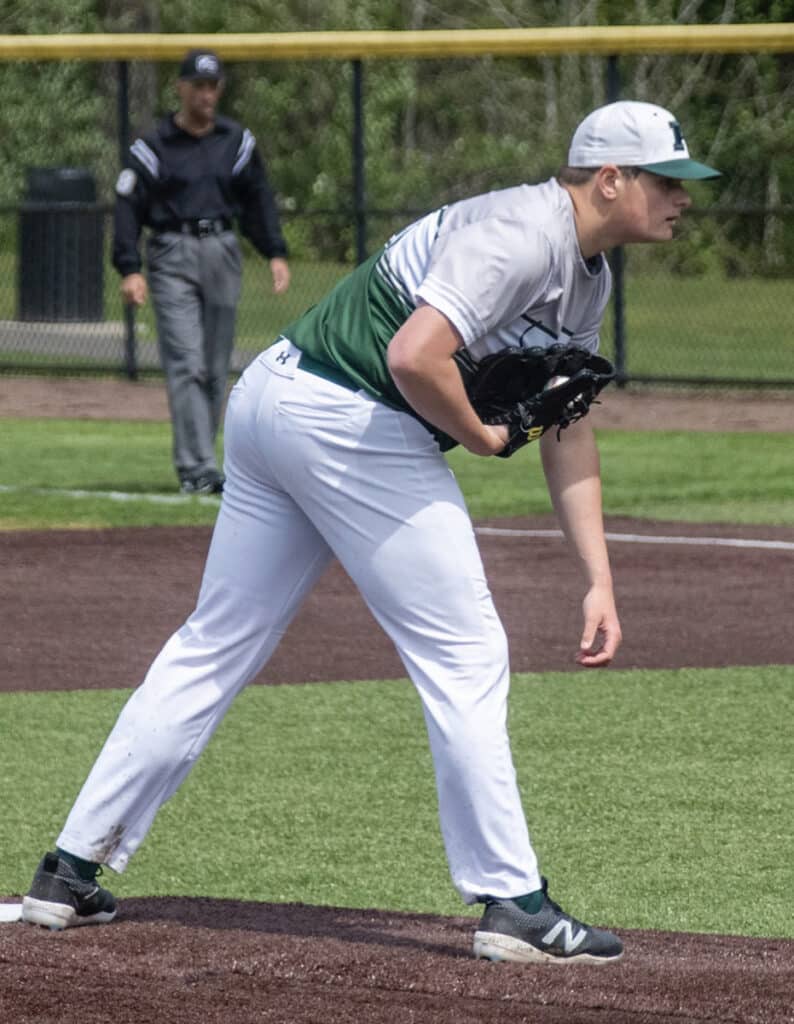 Seahawks pitcher Hunter Bennett threw five scoreless innings, allowing only one hit in the win against Auburn Mountainview.