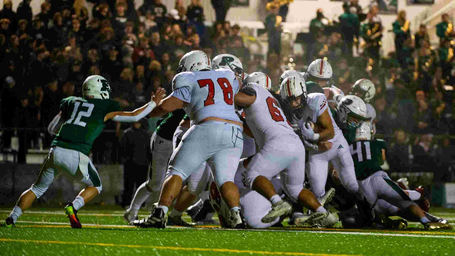 High school football Yelm storms past Peninsula, GH blanks CK Gig