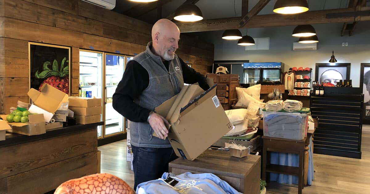 Olalla Bay Market open, serving food, conversation and community Gig