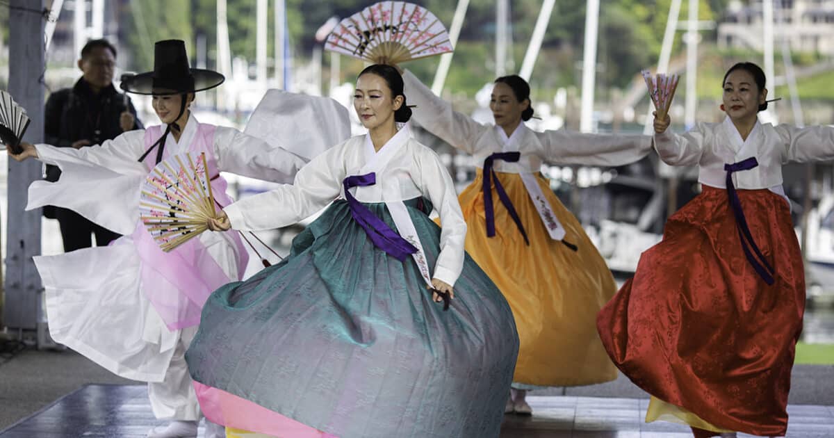 한국의 추석 축제는 조상을 기리고 추수를 축하합니다 – Gig Harbour Now