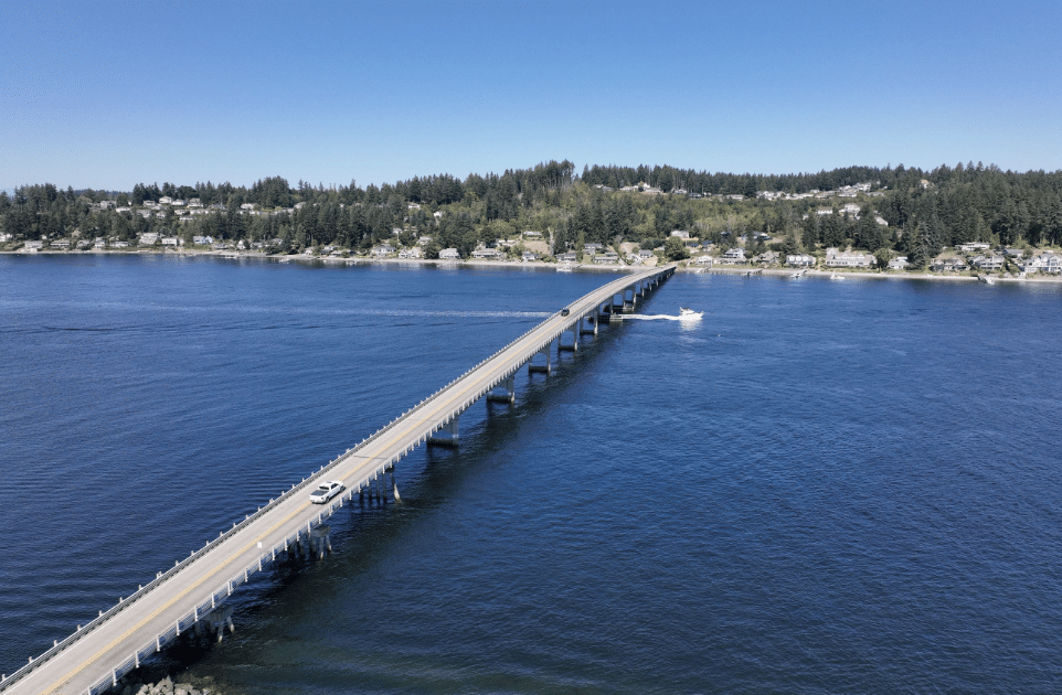 Residents discuss Fox Island bridge replacement study at open