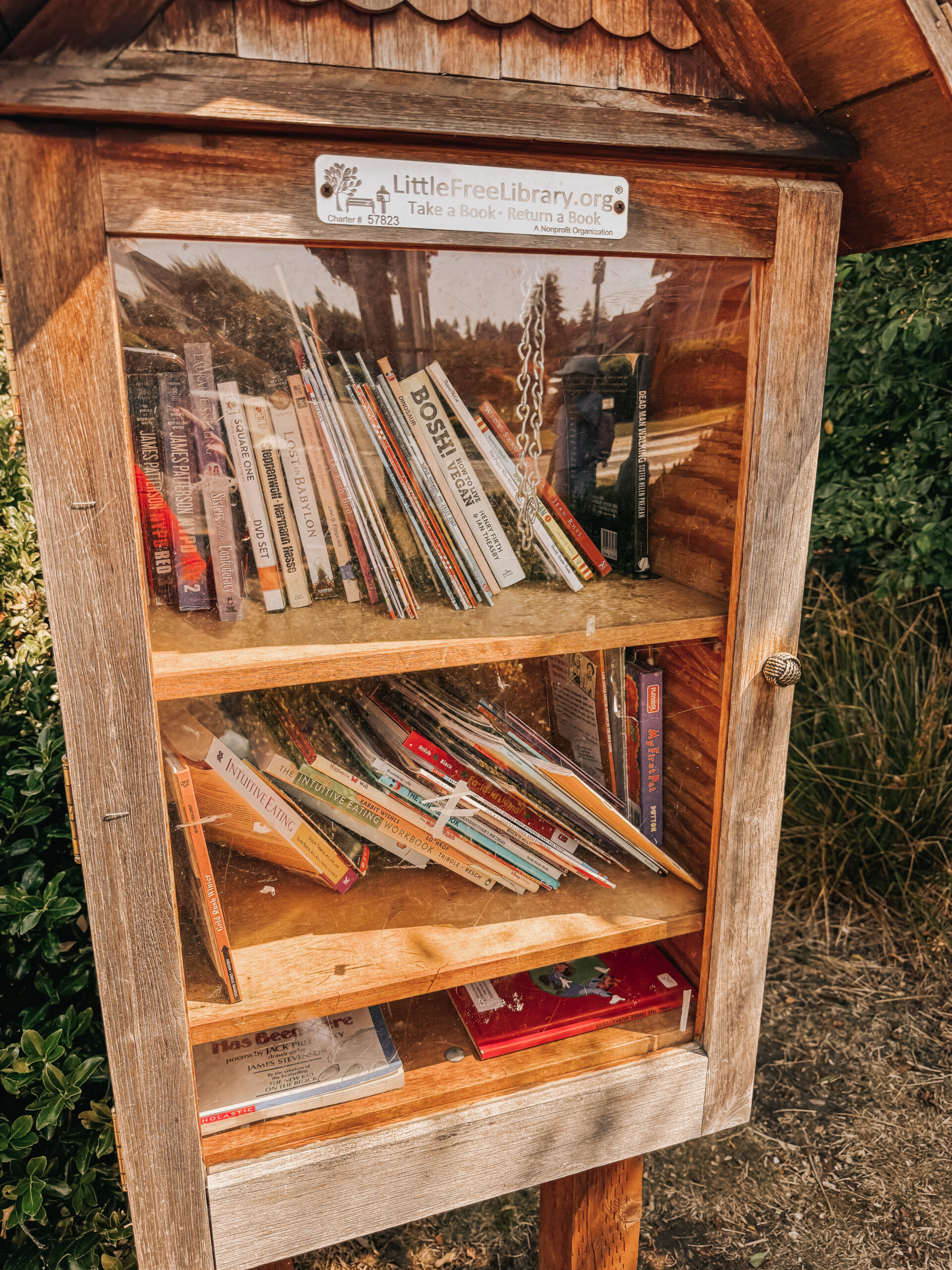 Hyperlocal Library Two In Tow & On The Go | A Little Free Library adventure - Gig Harbor ...