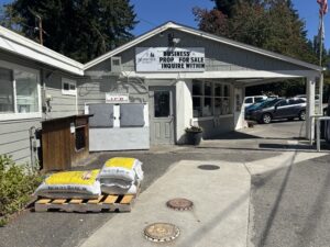 Island View Market on Ray Nash Drive is up for sale by owner.